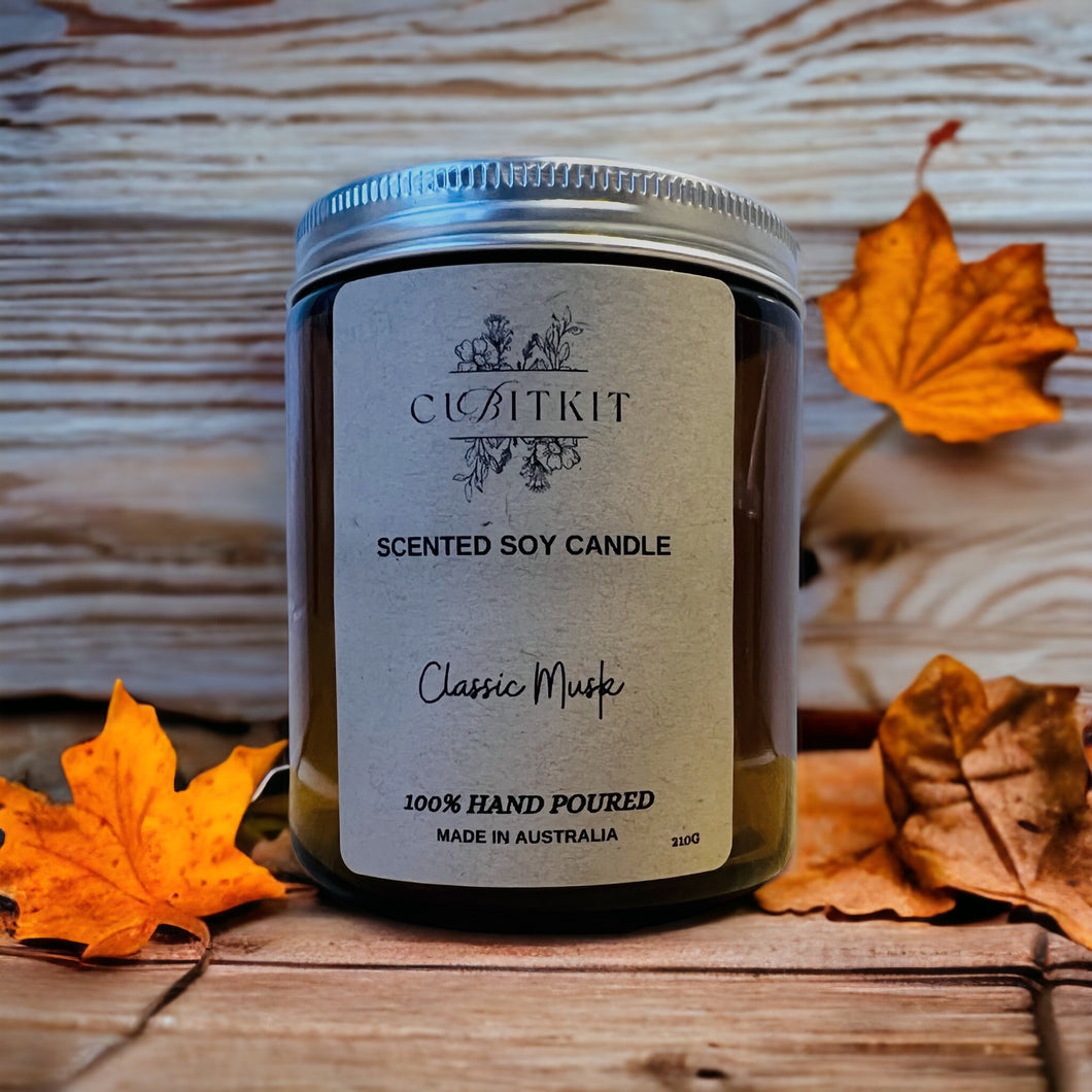 Classic Musk Scented Candle 210g